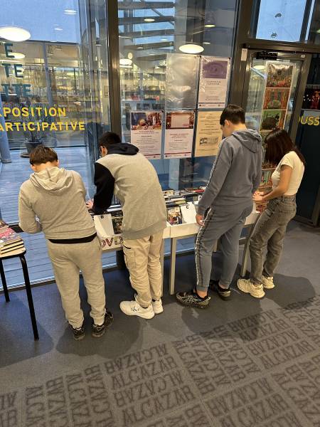 Les cinquièmes SEGPA du collège Saint Vincent de Paul à la bibliothèque de l'Alcazar à Marseille