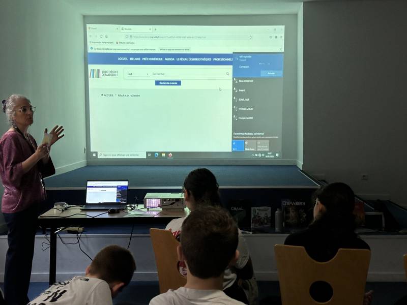Les cinquièmes SEGPA du collège Saint Vincent de Paul à la bibliothèque de l'Alcazar à Marseille