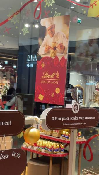 Sortie pédagogique aux Terrasses du Port des 2nde CAPEPC du lycée St Vincent de Paul Marseille